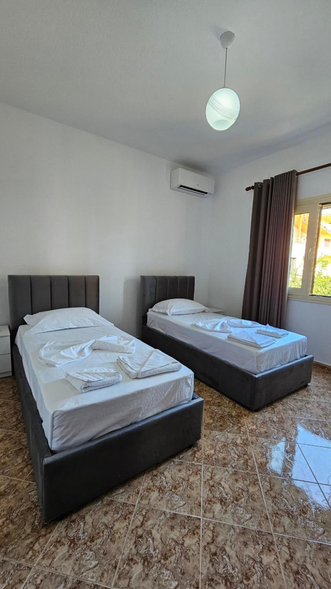 Fani'S Apartment Durres Exterior photo